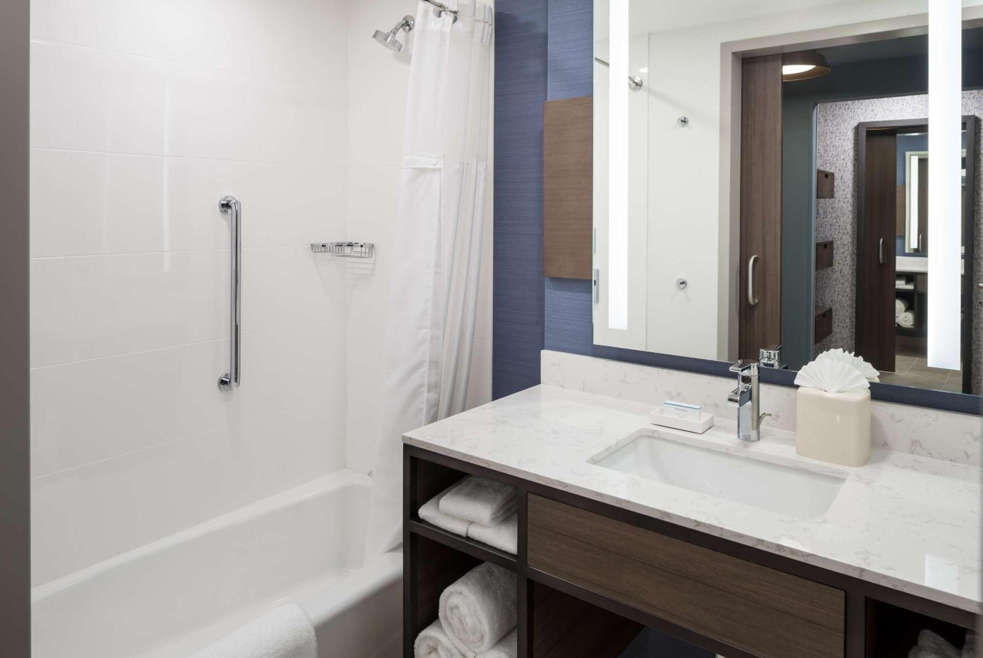 Hilton Garden Inn Madison Downtown, Wi Buitenkant foto